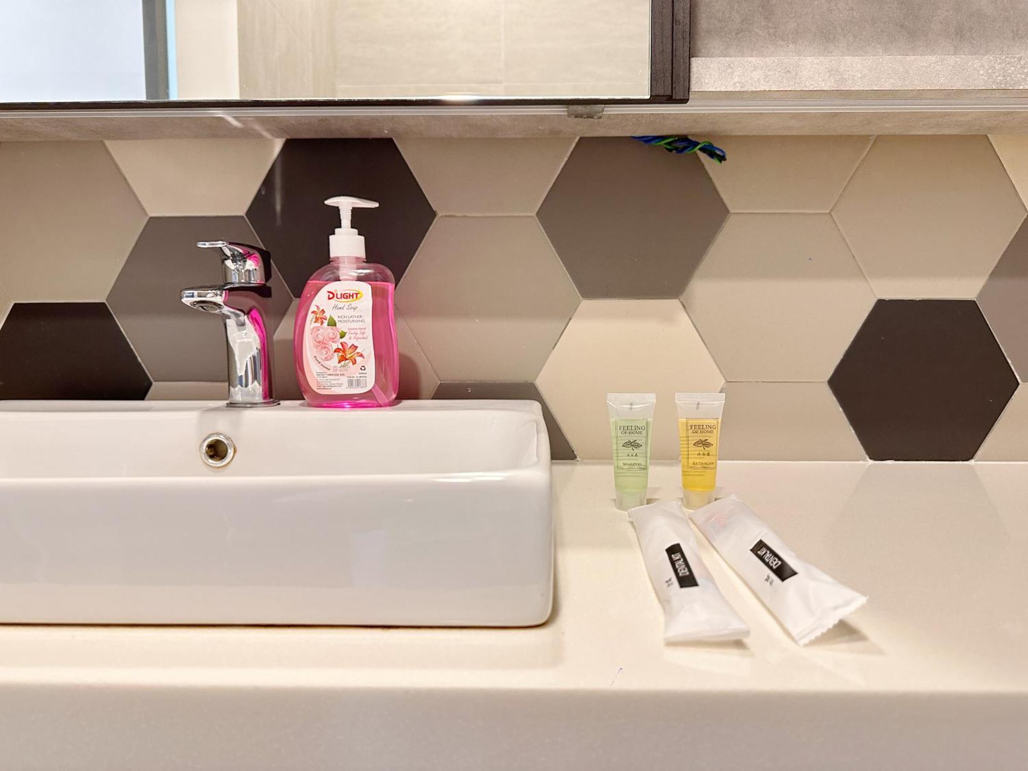 Ceylonz Suites Klcc By Staybliss กัวลาลัมเปอร์ ภายนอก รูปภาพ